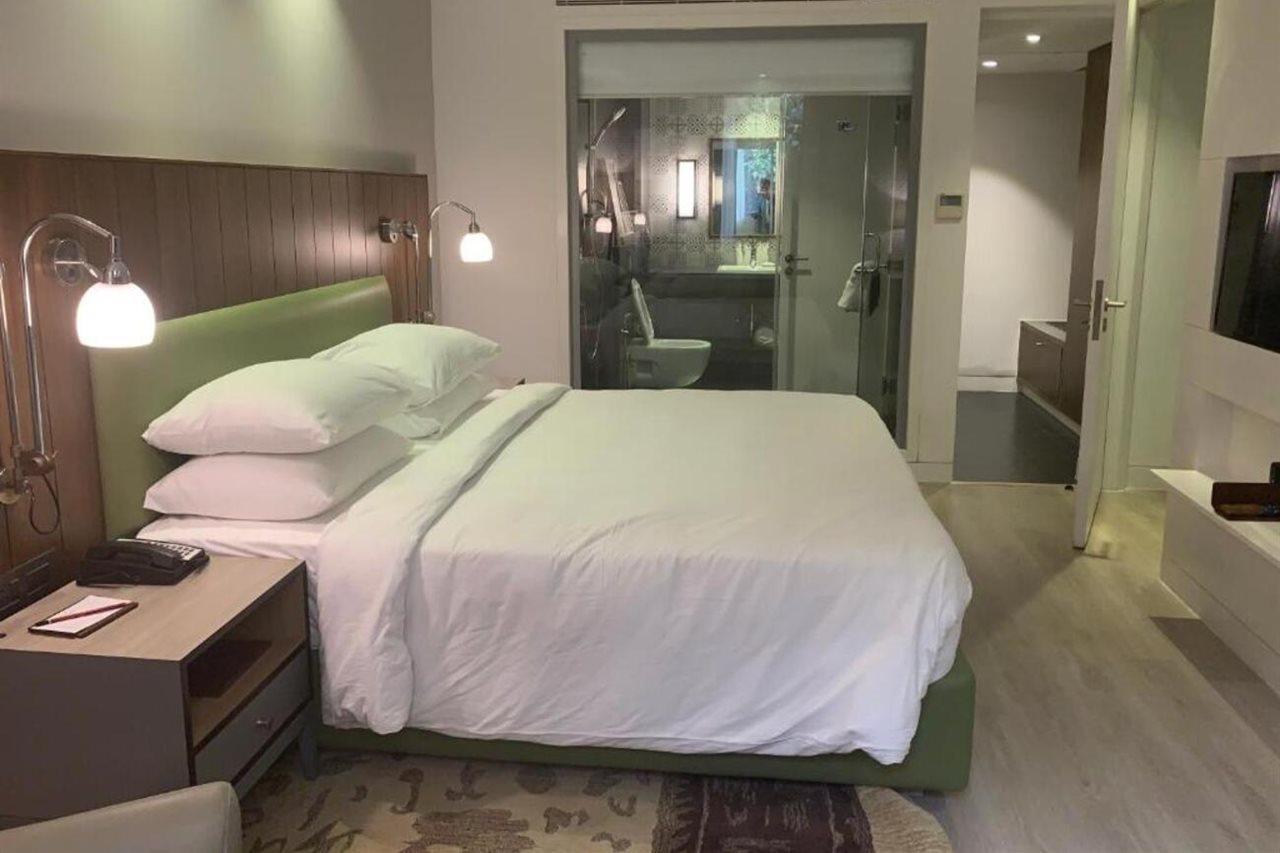 Hotel Country & By Radisson Chandigarh