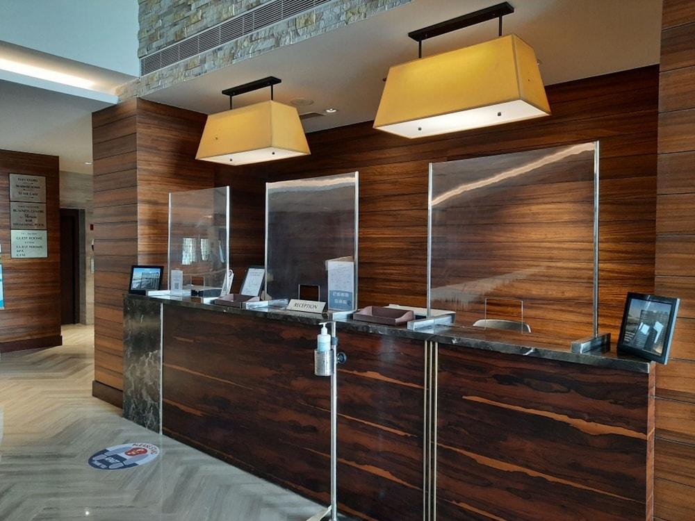 Hotel Country & By Radisson Chandigarh Zirakpur
