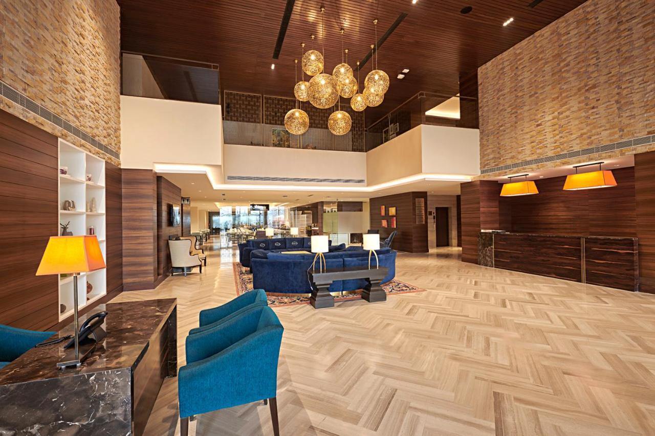 Country & By Radisson Chandigarh 4* Zirakpur