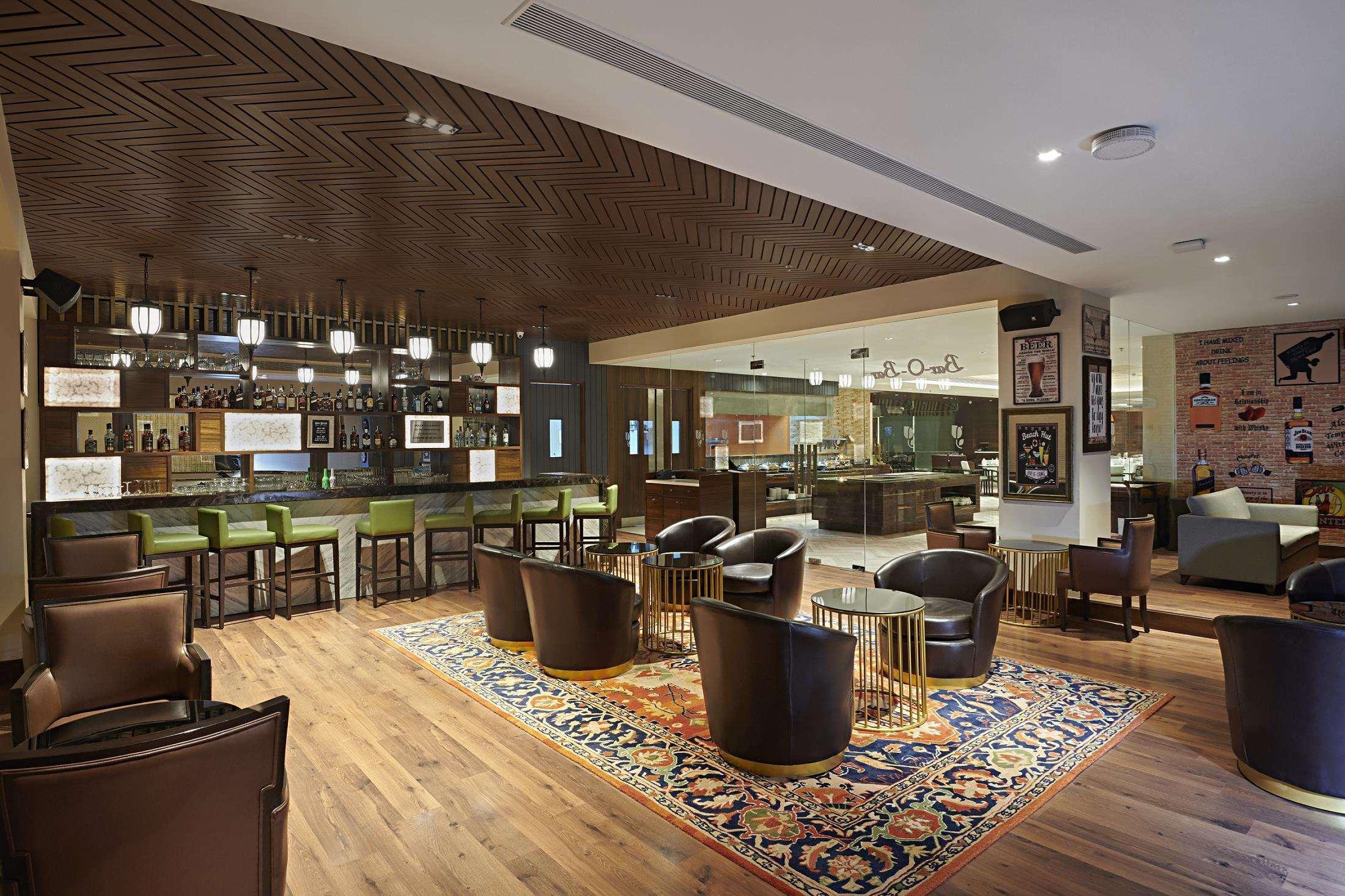 Country & By Radisson Chandigarh Hotel Zirakpur