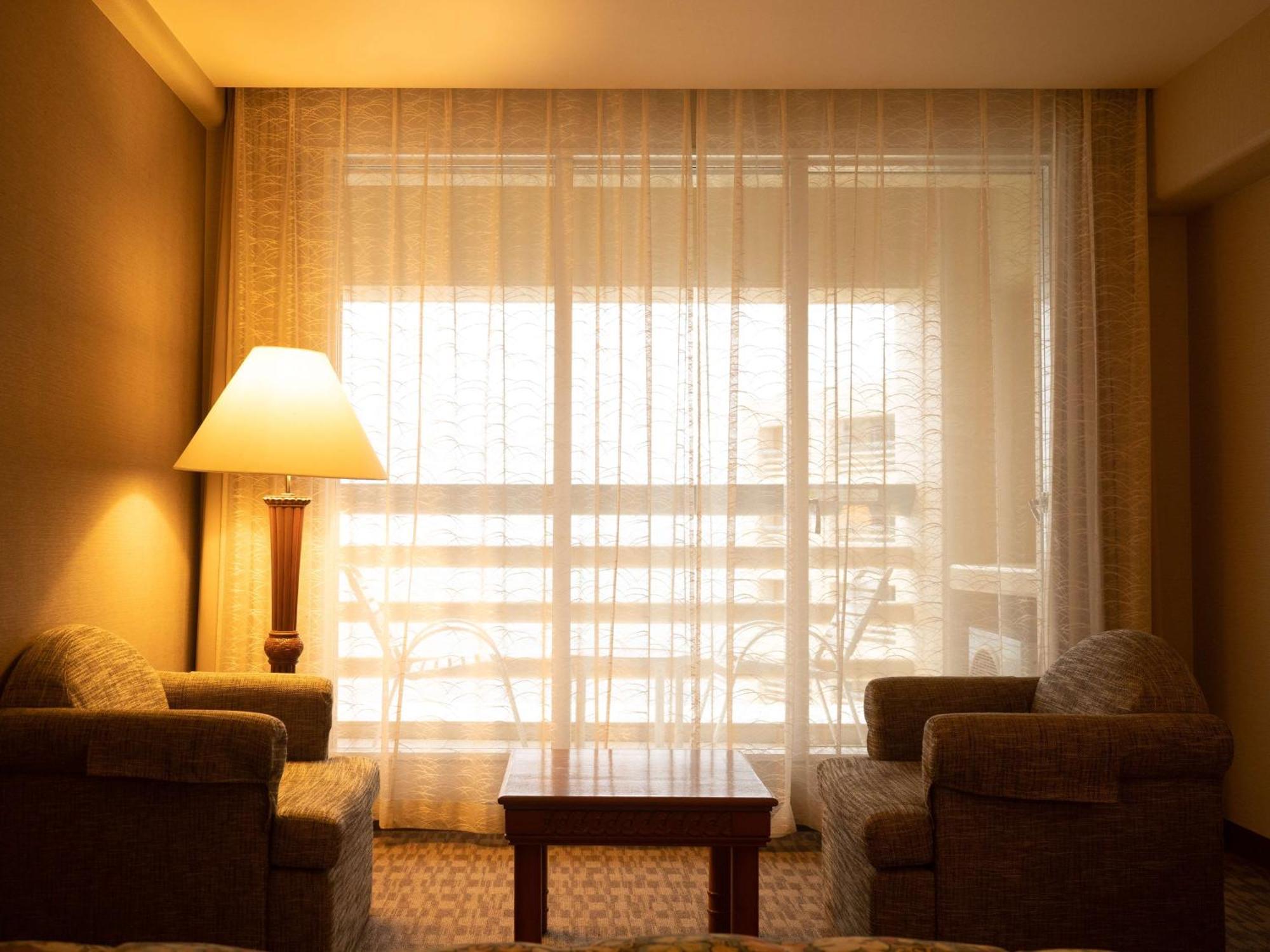Hotel Country & By Radisson Chandigarh 4*