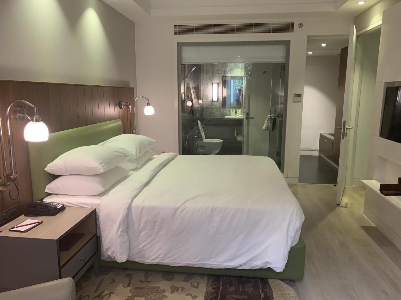 Hotel Country & By Radisson Chandigarh 4*